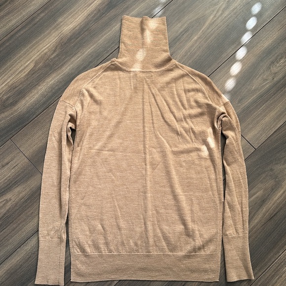 Babaton thin wool-blend turtleneck sweater - Picture 3 of 4